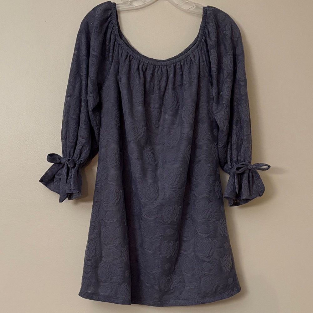 Gray Textured Dress with Bow Sleeves